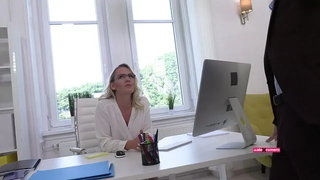 Heels, Ass licking, Big ass, Big boobs, Cunnilingus, Glasses, High heels, Licking, Milf, Orgasm